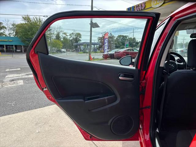 2013 Mazda Mazda2 Sport