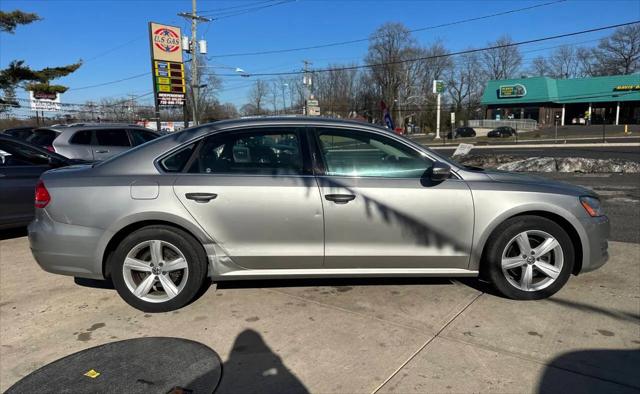 2012 Volkswagen Passat 2.5L SE