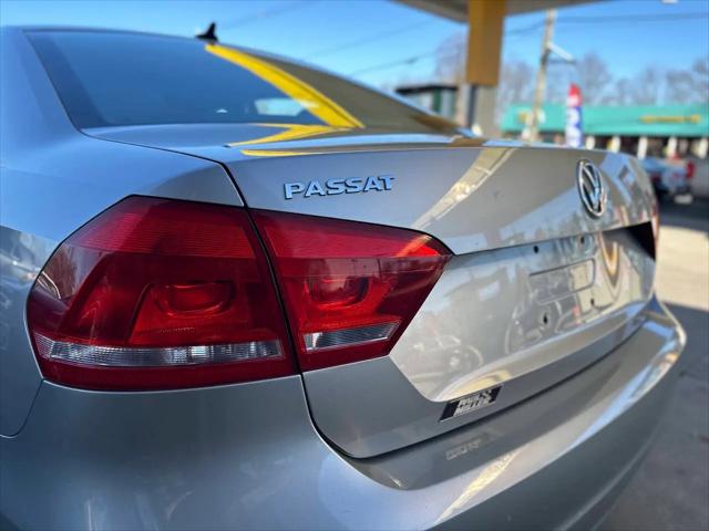 2012 Volkswagen Passat 2.5L SE