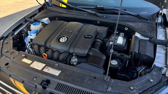 2012 Volkswagen Passat 2.5L SE