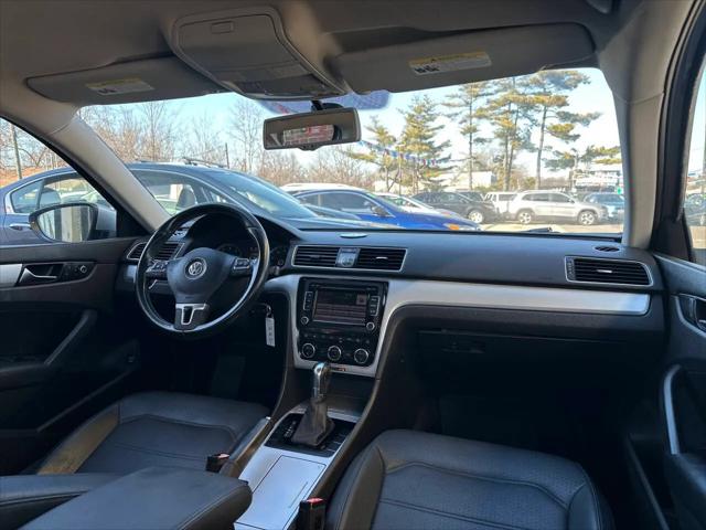2012 Volkswagen Passat 2.5L SE