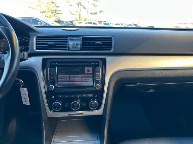 2012 Volkswagen Passat 2.5L SE
