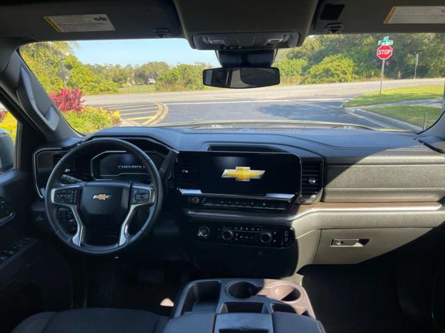 2024 Chevrolet Silverado 1500 4WD Crew Cab Short Bed LT with 2FL