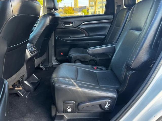 2015 Toyota Highlander Limited Platinum V6