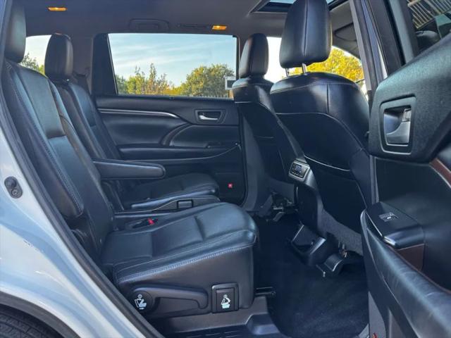 2015 Toyota Highlander Limited Platinum V6