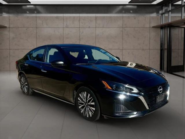 2024 Nissan Altima SV FWD