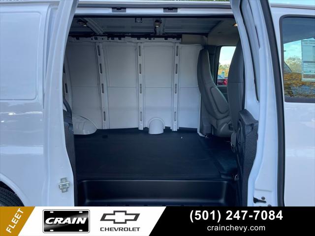 2025 Chevrolet Express Cargo Van RWD 2500 Regular Wheelbase WT
