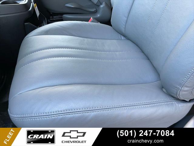 2025 Chevrolet Express Cargo Van RWD 2500 Regular Wheelbase WT
