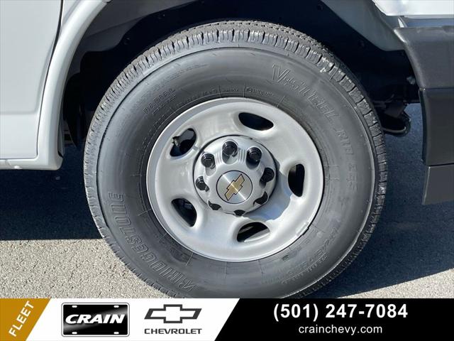 2025 Chevrolet Express Cargo Van RWD 2500 Regular Wheelbase WT