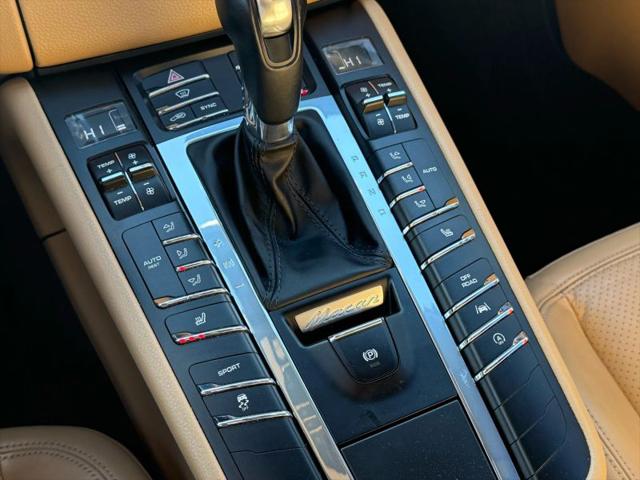 2018 Porsche Macan S