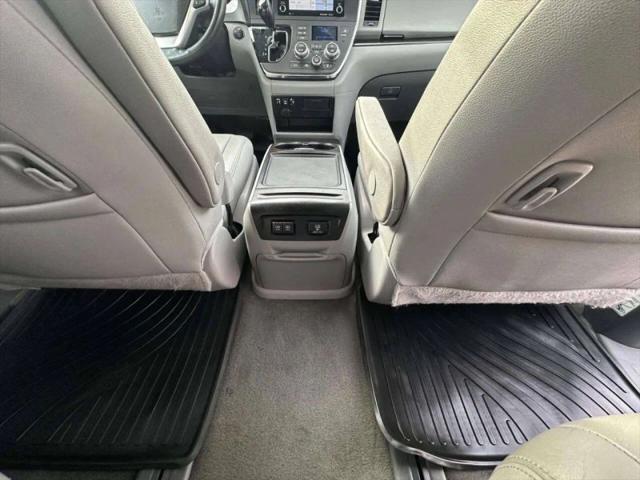 2019 Toyota Sienna XLE 7 Passenger
