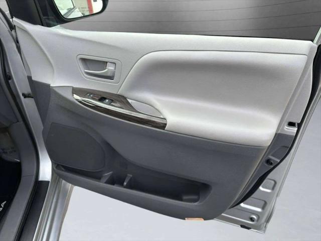 2019 Toyota Sienna XLE 7 Passenger