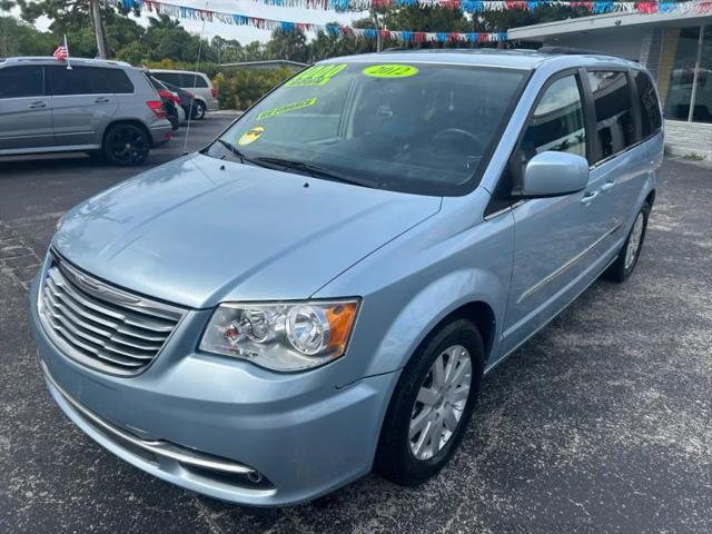 2012 Chrysler Town & Country Touring