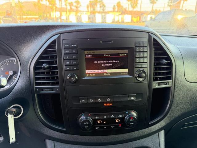 2018 Mercedes-Benz Metris Base