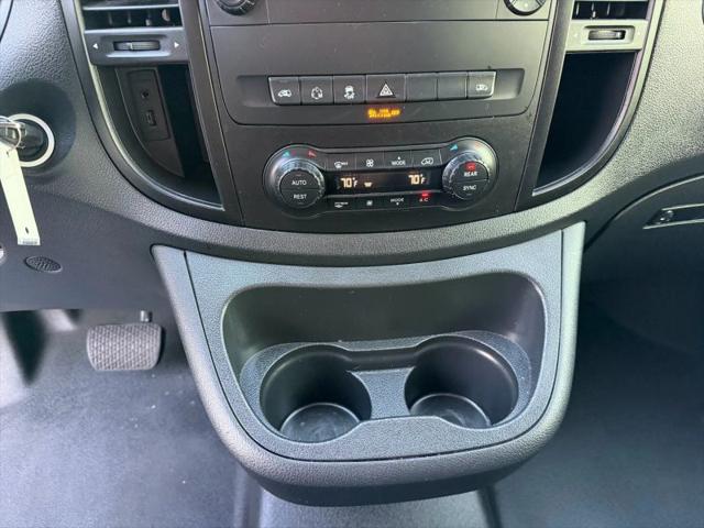 2018 Mercedes-Benz Metris Base