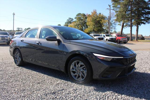 2024 Hyundai Elantra Hybrid Blue