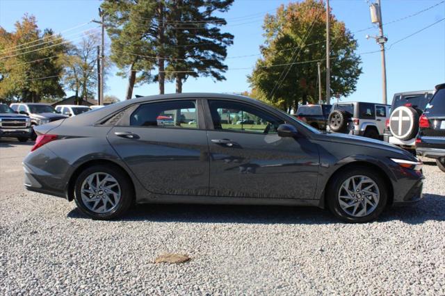 2024 Hyundai Elantra Hybrid Blue