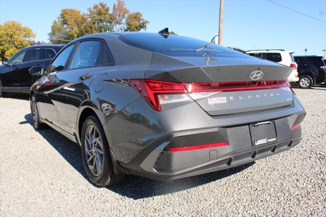 2024 Hyundai Elantra Hybrid Blue