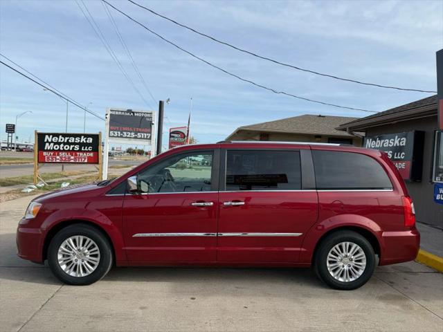 2013 Chrysler Town & Country Limited