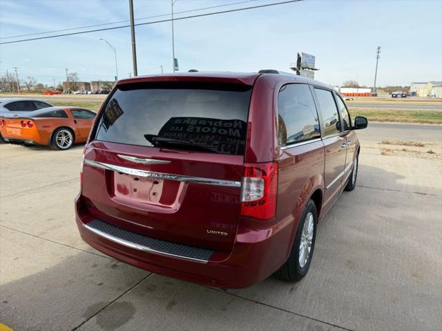2013 Chrysler Town & Country Limited