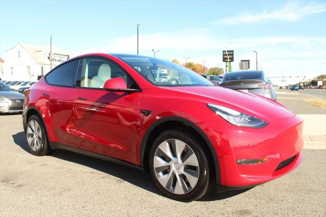 2022 Tesla Model Y Long Range Dual Motor All-Wheel Drive