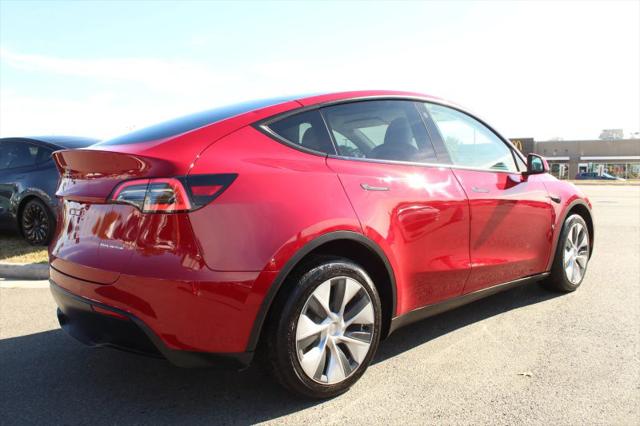 2022 Tesla Model Y Long Range Dual Motor All-Wheel Drive