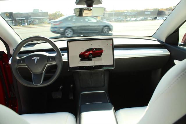2022 Tesla Model Y Long Range Dual Motor All-Wheel Drive