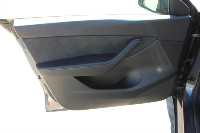 2022 Tesla Model Y Performance Dual Motor All-Wheel Drive