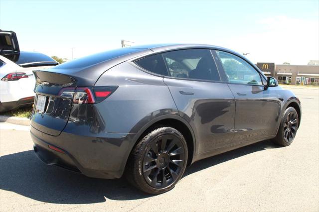 2024 Tesla Model Y Long Range Dual Motor All-Wheel Drive