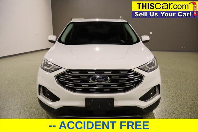 2021 Ford Edge SEL photo 2