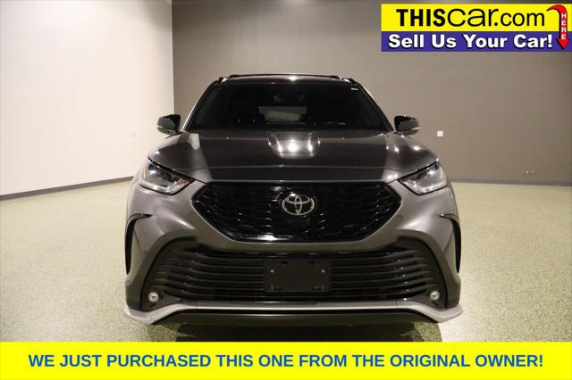 2021 Toyota Highlander XSE photo 2