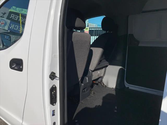 2021 Nissan NV200 Compact Cargo SV Xtronic CVT