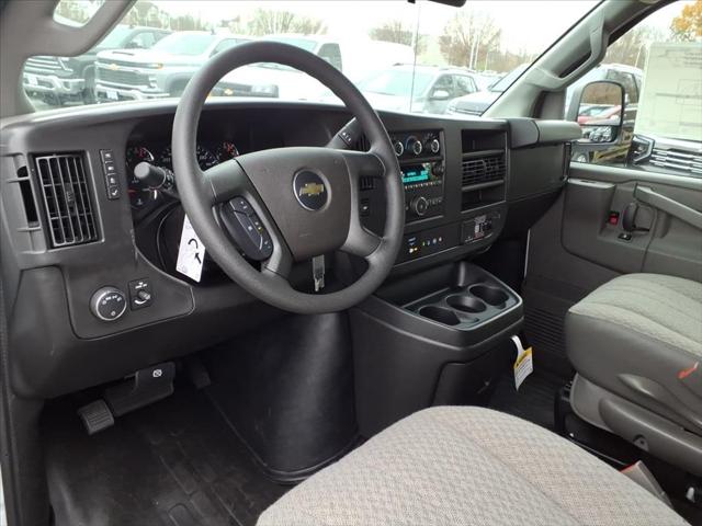 2025 Chevrolet Express Cargo Van RWD 2500 Regular Wheelbase WT