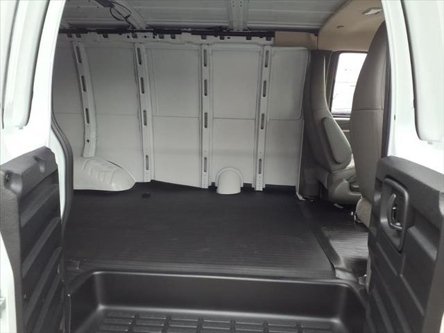 2025 Chevrolet Express Cargo Van RWD 2500 Regular Wheelbase WT