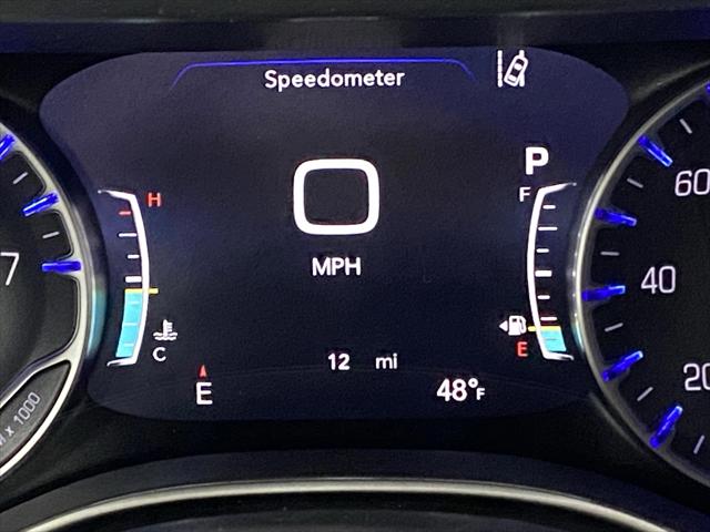 2026 Chrysler Pacifica Select AWD