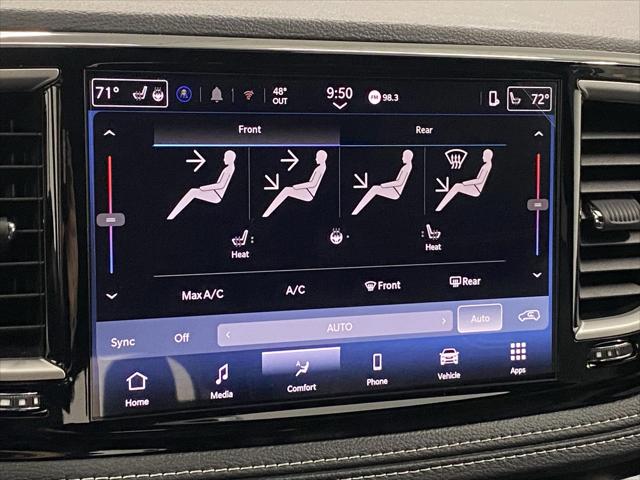 2026 Chrysler Pacifica Select AWD