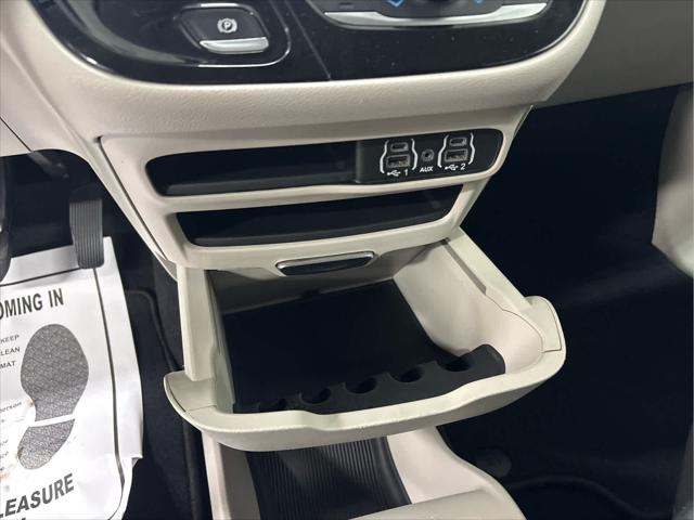 Used 2022 Chrysler Voyager For Sale in Wilmington, OH