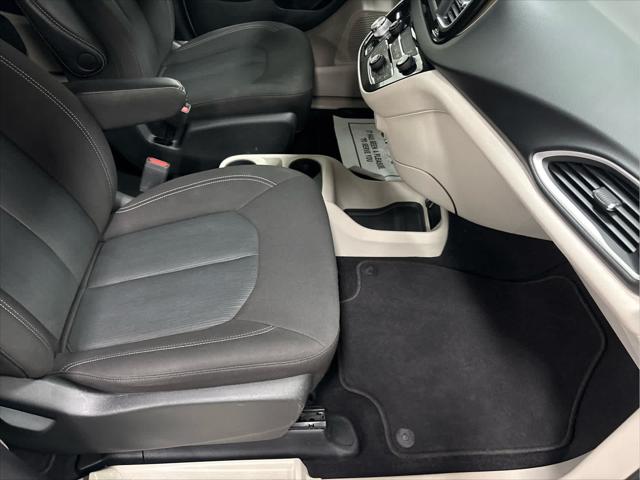 Used 2022 Chrysler Voyager For Sale in Wilmington, OH