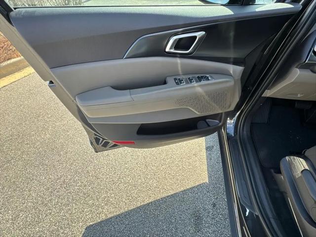 2026 Kia Carnival MPV LX