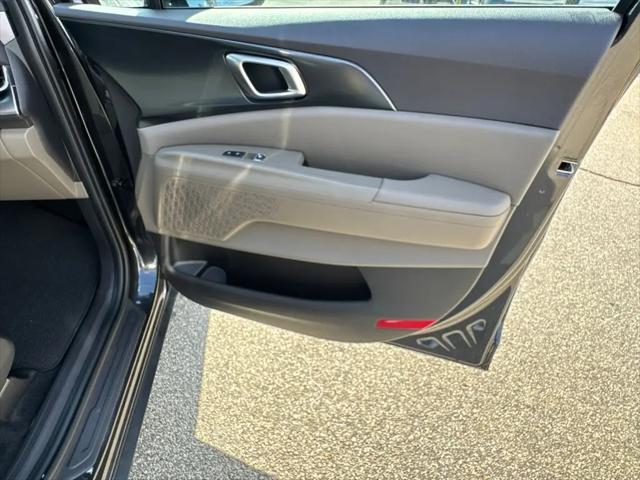 2026 Kia Carnival MPV LX