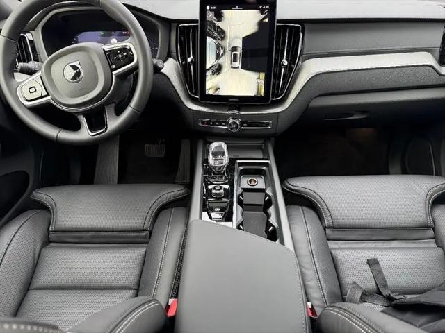 2026 Volvo XC60 Plug-In Hybrid Black Edition Ultra, T8 AWD Electric/Gasoline, Dark