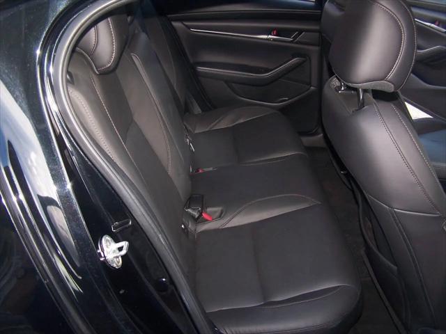 2021 Mazda Mazda3 Select
