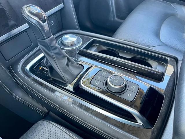 2024 INFINITI QX80 LUXE AWD