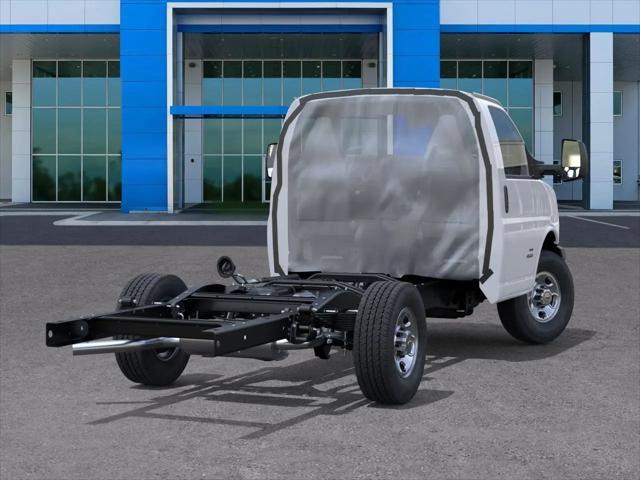 2025 Chevrolet Express Cutaway Work Van