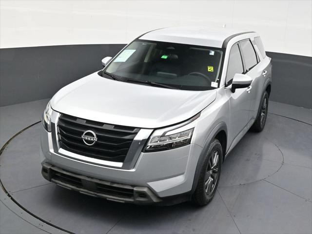 2022 Nissan Pathfinder S 2WD