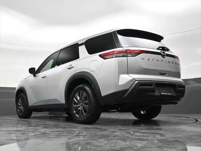2022 Nissan Pathfinder S 2WD