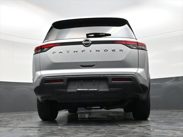 2022 Nissan Pathfinder S 2WD