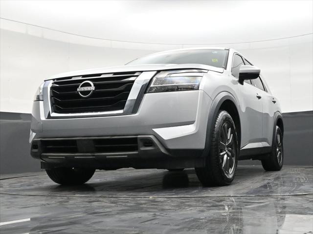 2022 Nissan Pathfinder S 2WD