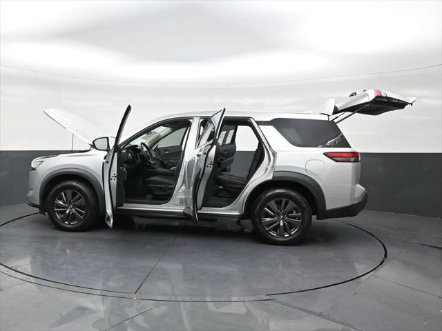 2022 Nissan Pathfinder S 2WD