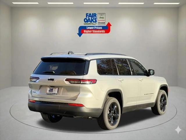 2025 Jeep Grand Cherokee L Altitude 4x4